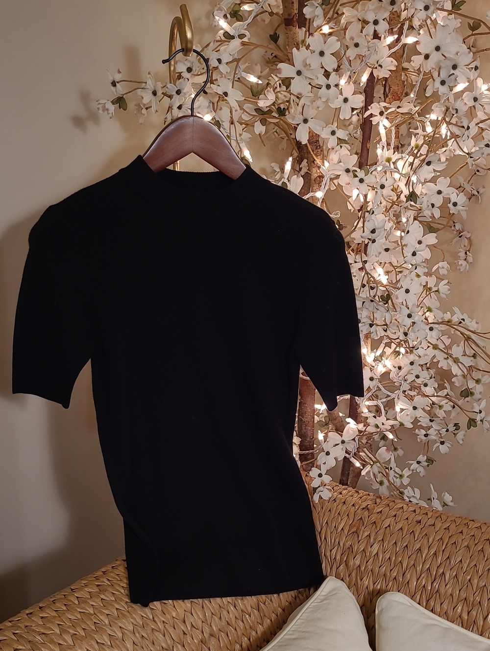 NWT Fine Ribbed Mock Neck Knit Top